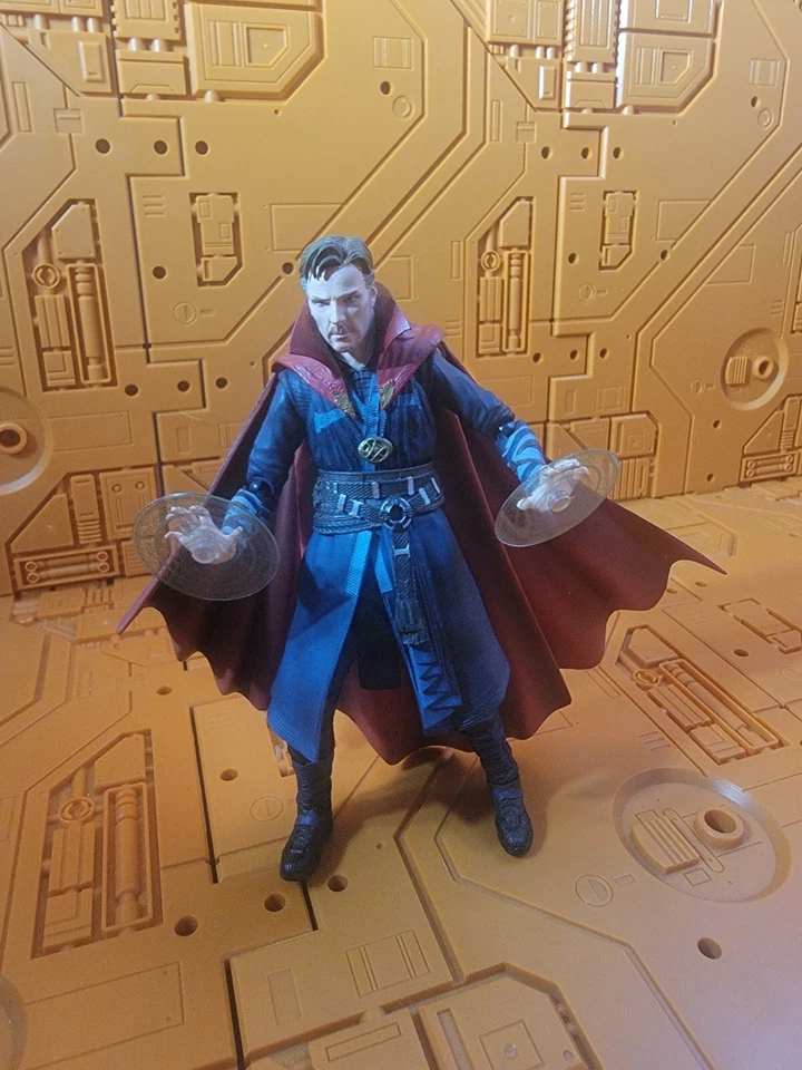 Bandai S.H. Figura Figuarts Avengers: Infinity War Doctor Strange solamente Foto 1 de 2