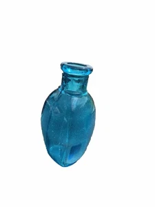 Blaue Flasche 4” hoch 2 1/2” breit - Bild 1 von 2