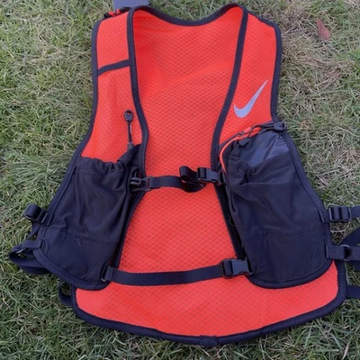 Nike Hydration Race Vest New S-M - Image 1 of 4