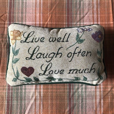 Vtg small rectangular throw pillow Live Well Laugh Often Love Much Floral  - Image 1 of 4