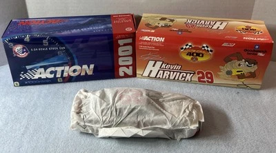 Kevin Harvick 1:24 Diecast Replica #29 Goodwrench Service Looney Tunes 400 Red - Image 1 of 4