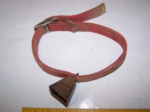Vintage Cowbell Bell with Collar Goat Dog Calf - Picture 1 of 4
