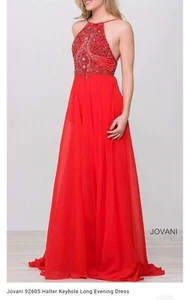 Abito da sera formale Jovani taglia 0 rosso con paillettes senza schiena / abito da ballo prezzo al pubblico consigliato $ 424 - Foto 1 di 19