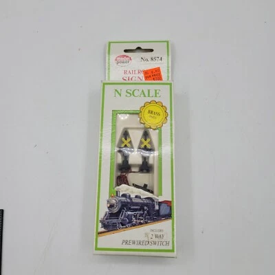 Model Power N Scale Railroad Signal No.8574 - Image 1 of 3