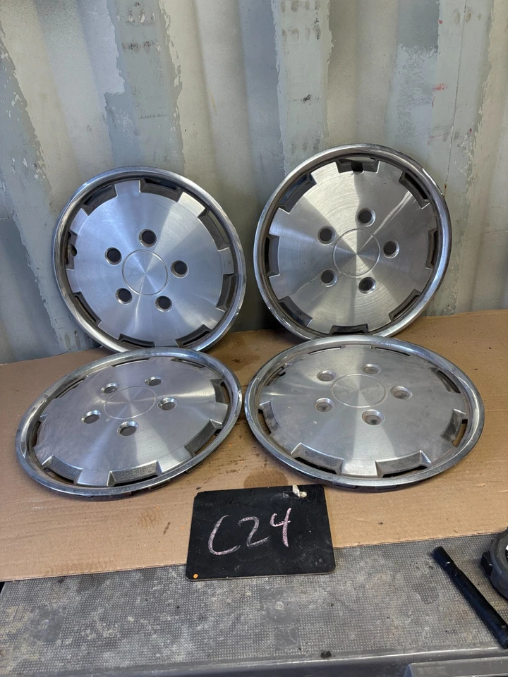 1981 1993 DODGE D100 D150 W100 W150 D350 WHEEL RIM HUBCAPS HUB CAP CAPS OEM OE - Image 1 of 4
