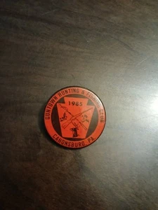 SELTENE GUNTOWN HUNTING AND FISHING CLUB, CANONSBURG PA 1985 ANSTECKNADEL - Bild 1 von 7