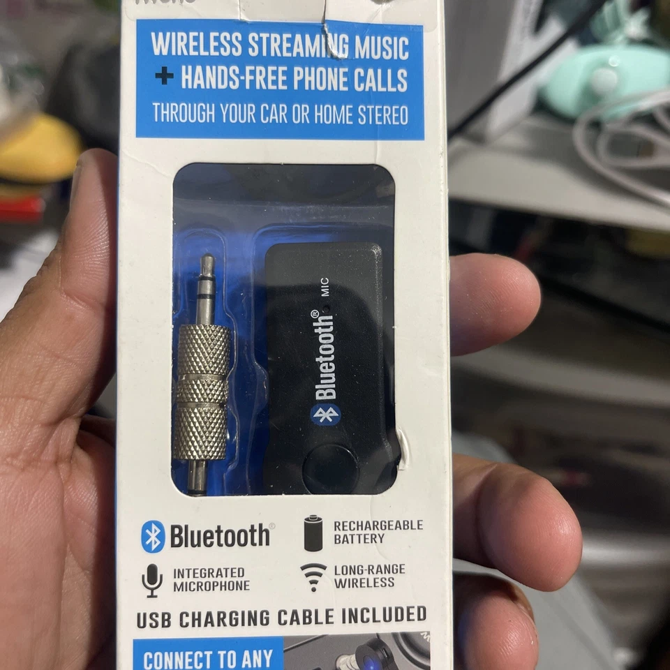 iWorld WIRELESS AUDIO CAR Hands Free Music BLUETOOTH BLUE TOOTH Radio AUXILIARY  - Image 1 of 1