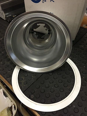 REFLECTOR LITHONIA ILUMINACIÓN ALUMINIO SATINADO 602SA Foto 1 de 4