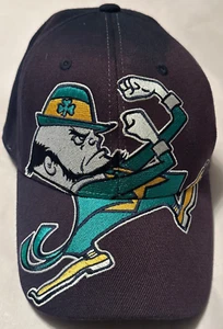 Sombrero Elástico Vintage Notre Dame Fighting Azul Irlandés Top of the World Talla Única - Imagen 1 de 10