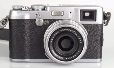 95% New Fujifilm X100S 16.3MP Digital Camera with 2.8-Inch LCD-English language - Image 1 of 4