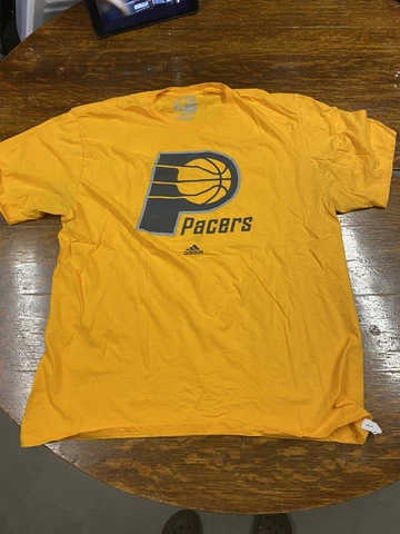 Adidas Yellow Indiana Pacers NBA T-Shirt Adult Size XL Logo Short Sleeve Cover