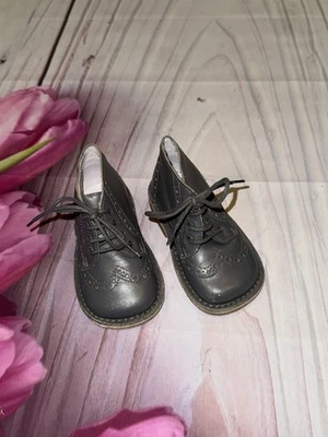 ZAPATOS BONPOINT BEBÉ PEQUEÑOS CUERO GRIS Talla 29 US 4.5 Foto 1 de 4