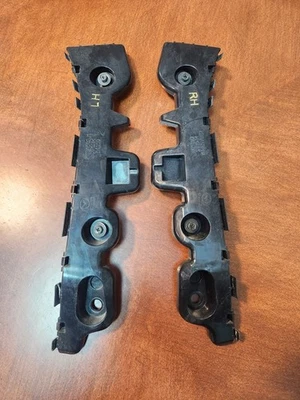 OEM 2017-2025 Mazda CX-5 CX5 Rear Bumper Left & Right Retainer Mounting Brackets - Image 1 of 4