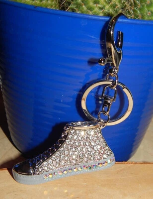 NO NAME trendy Turnschuhe Sneakers m.Swarovski*Strass*Schlüsselanhänger- TaschenAnhänger