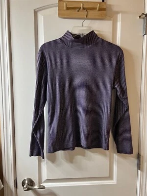 #53. Erika Mock neck Medium Purple Stripe Pullover Size M Foto 1 de 4