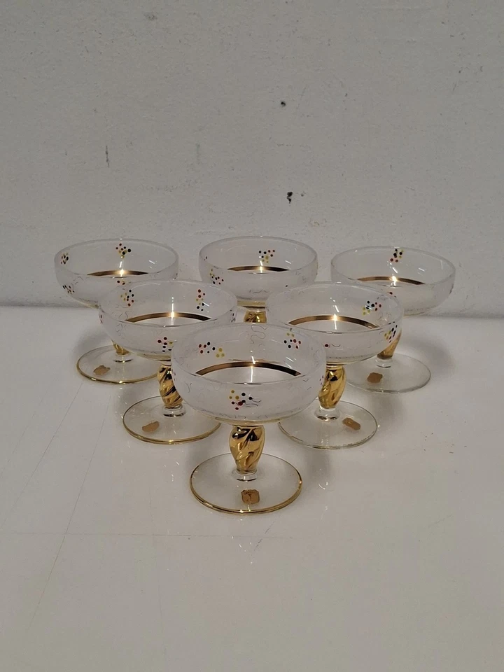 6 Coppe Bicchieri Vetro Cristallo Colorato Rifiniture Oro Vintage  - Immagine 1 di 4