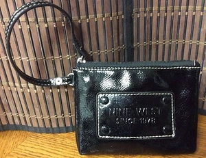 Nine West Womens Wristlet Black H14 - Picture 1 of 4
