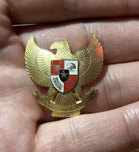 VTG Indonesia Military Garuda Pancasila Bhinneka Tunggal Ika PIN BADGE - Picture 1 of 6