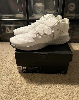 Talla 10 - Jordan Formula 23 Bajo Blanco Foto 1 de 4