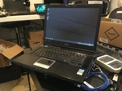 Fujitsu Lifebook A6230 - Lifebook Serie A - 120GB SSD + 500GB HDD Foto 1 de 3