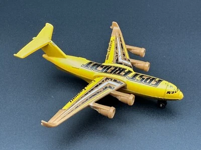 Fast Freight  Sky Cargo yellow airplane 2007 Matchbox,Mattel MO183 - Image 1 of 4