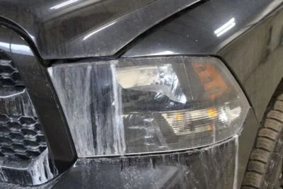 Faro de conductor estilo clásico rueda de 5 orejetas para camioneta Dodge 1500 16-20 2926743 Foto 1 de 4