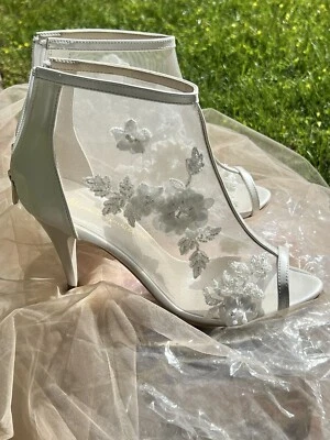 Bridal wedding Ankle Bootie White/light Ivory mesh size 8M - Image 1 of 4