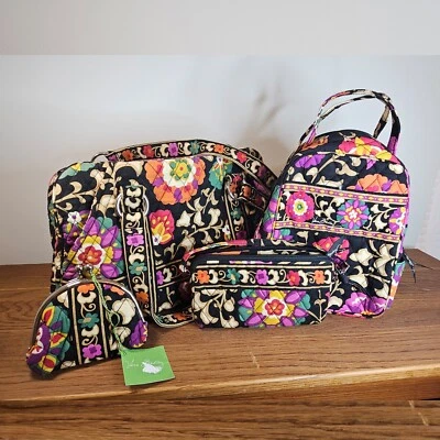 Vera Bradley Suzani Estampado Floral Retirado Set de 4 - Bolso, clutch, almuerzo y moneda Foto 1 de 4