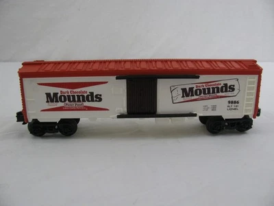 Lionel Trains O Gauge Mounds Candy Billboard Reefer Box Car #6-9886 VG - Image 1 of 4