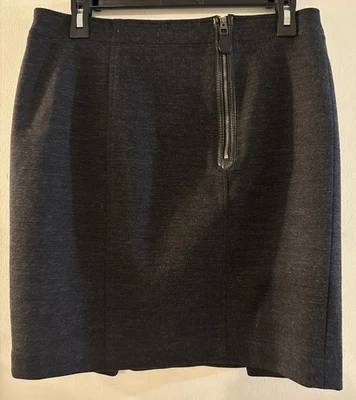 Burberry Brit Gray Wool Blend Pencil Skirt w/Zipper / size 8 / Retail $850-NICE! - Image 1 of 4