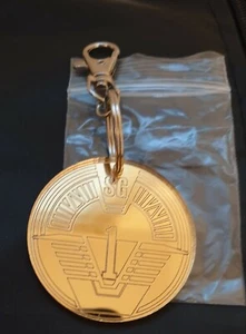 Stargate Sg1 Logo Lazer Schnitt Spiegeloberfläche Gold Schlüsselring - Bild 1 von 1