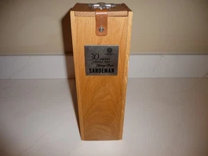 SANDEMAN 30 THIRTY YEARS OLD TAWNY PORT WOODEN BOX - FREE SHIPPING - Picture 1 of 13