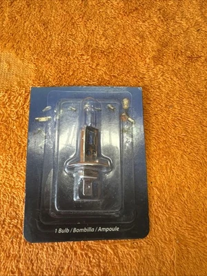 M•Eiko Limited Bulbs 01003-BP Fits Subaru Outback 2008, Volvo, And Others NOS - Image 1 of 4