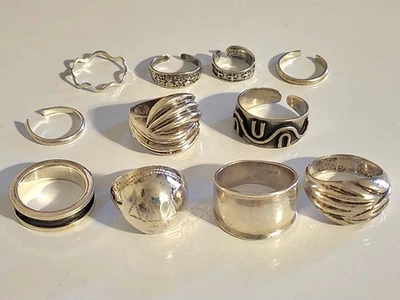 sterling silver 6 ring & 5 toe ring lot, tested 35.6 gr.(i combine shipping fee) - Image 1 of 3