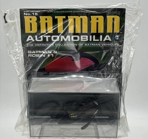 Eaglemoss DC Automobilia #15 • BATMAN AND ROBIN #1 BATMOBILE & COMIC - Picture 1 of 5