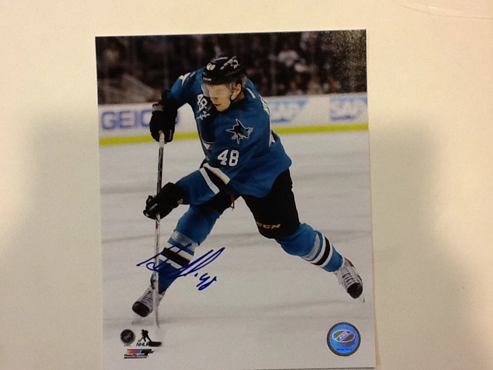 Tomas Hertl Signed 8x10 Photo SJ San Jose Sharks Autographed e - Image 1 of 1
