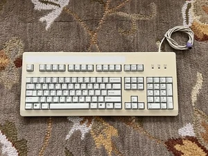 Retro Cherry MY Switch PS2 Mechanical Keyboard MODELL MY3000R G81-3000LPNEU - Picture 1 of 3