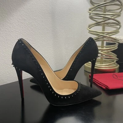 Christian Louboutin Anjalina 100 Spike camurça preta 39 - Imagem 1 de 4