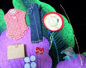 1959-61 BARBIE ALL JAPAN ENSEMBLE~"PICNIC SET"~MINT+COMPLETE~#967~FISH~HAT~SHOES - Picture 1 of 13