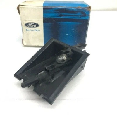 Новый из старых запасов Ford D5AZ-14413-A 1975-79 FORD LTD перчаточный ящик лампа OEM - Изображение 1 из 4