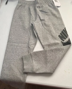 Nike Boys' Activewear Fleece Jogger Sweatpants Dk Grey Heather Size 7 Brand New - Picture 1 of 4