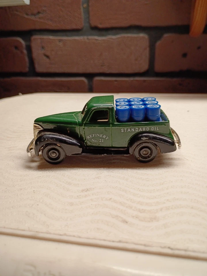 Lledo DieCast model 1939 Chevrolet Truck Chevron  RPM Standard Oil. Promo.  Q - Image 1 of 3