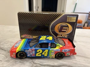 Jeff Gordon 2000 DuPont Rainbow ELITE Nascar 1/24 Diecast Action #24 - Picture 1 of 5