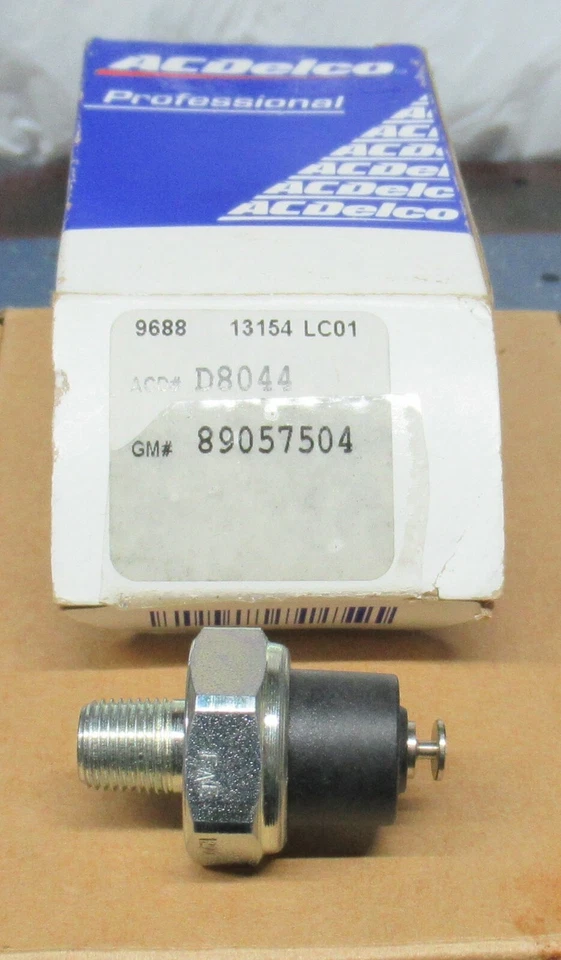   Remetente de pressão de óleo para luz MAZDA, GEO e 1988 Chevrolet Nova, AC Delco D8044, - Imagem 1 de 1