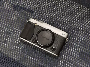 Fujifilm X-E2 16.3 MP Digital Camera - Silver (Body Only) - Picture 1 of 9