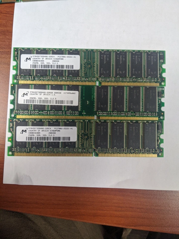 Micron 256MB MT8VDDT326AG-40BG4 PC3200U-30331-A1  DDR 400 CL2.5 Memory - Image 1 of 1