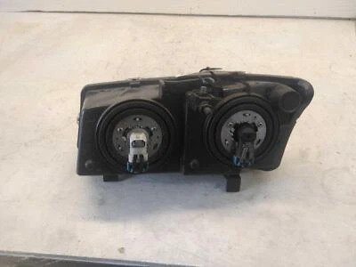 Used Right Headlight Assembly fits: 2007 Chevrolet Silverado 1500 pickup classic Foto 1 de 4