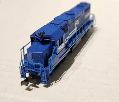 Life-Like N Scale GP-38 Diesel Locomotive Conrail #7941 - Image 1 of 4