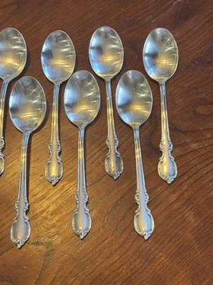 "Juego de 12 cucharas de sopa de 12 lugares 1847 Rogers Bros Reflections IS plateado 6 3/4"" 12" Foto 1 de 4