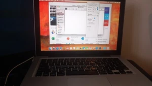 Apple MacBook Pro 13 In. 2.4GHz Dual Core 4GB RAM 250GB HDD Mid 2010 - Picture 1 of 3